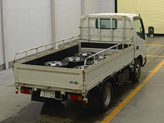 TOYOTA DYNA 2016