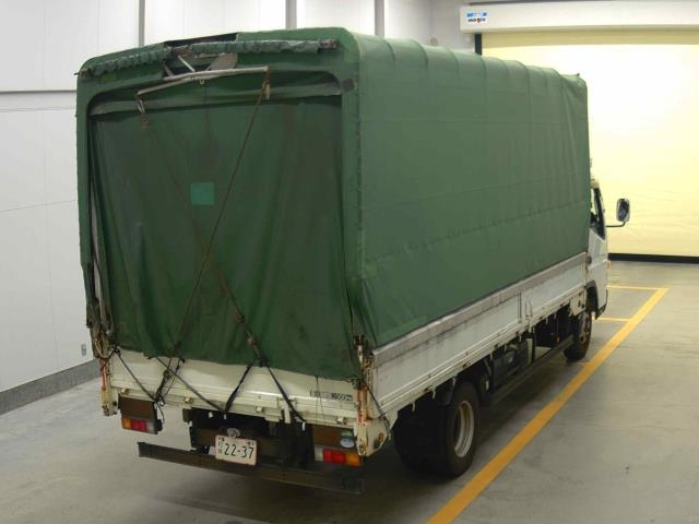 MITSUBISHI CANTER 2016