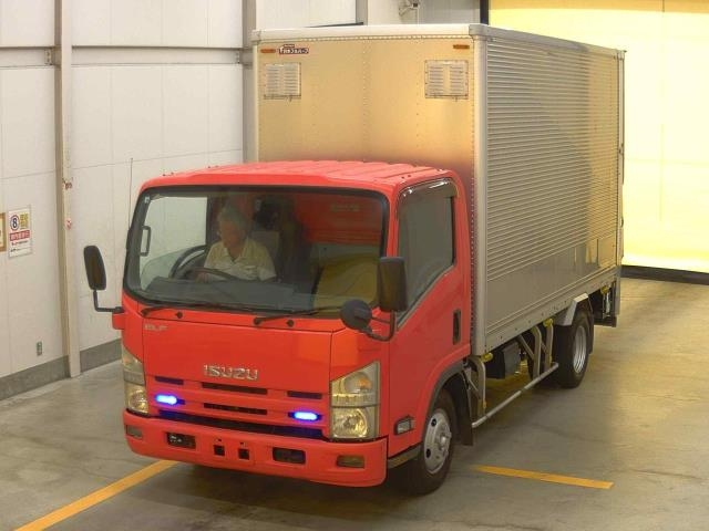 ISUZU ELF 2011