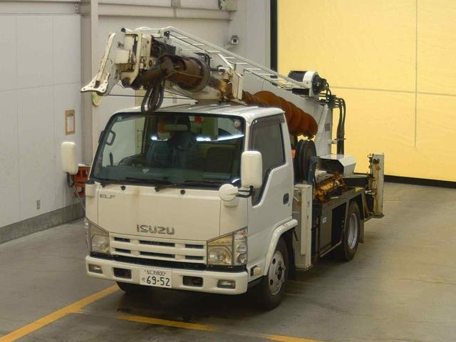 ISUZU ELF 2014