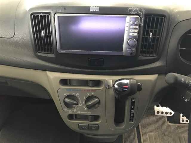 DAIHATSU MIRA E S 2012