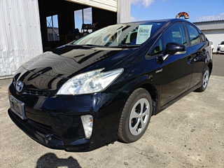 TOYOTA PRIUS 2014