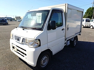 NISSAN CLIPPER TRUCK 2013