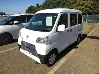 TOYOTA PIXIS VAN 2019