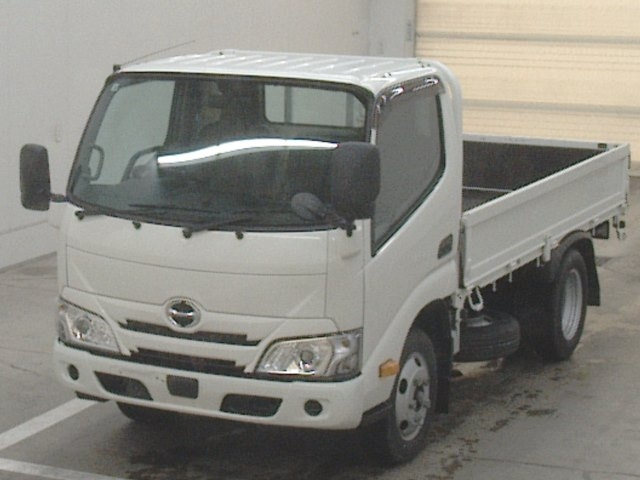 HINO DUTRO 2020