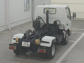 TOYOTA DYNA 2013