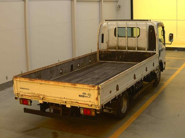 ISUZU ELF 2013