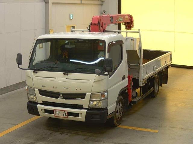 MITSUBISHI CANTER 2014