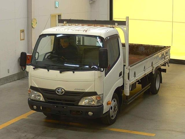 TOYOTA DYNA 2015