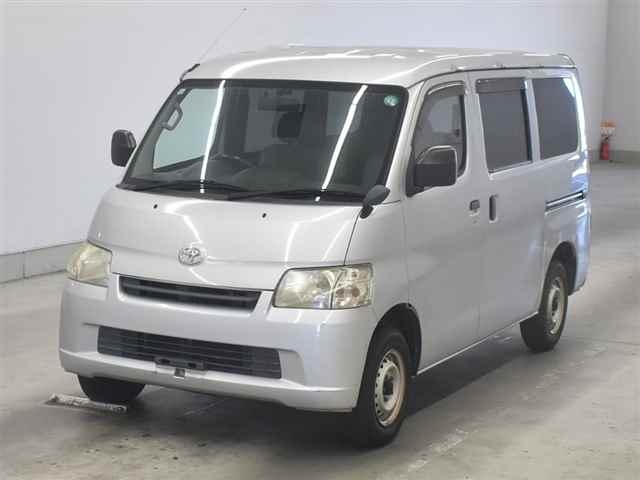 TOYOTA TOWN ACE VAN 2011