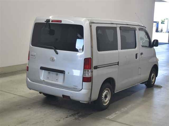 TOYOTA TOWN ACE VAN 2011
