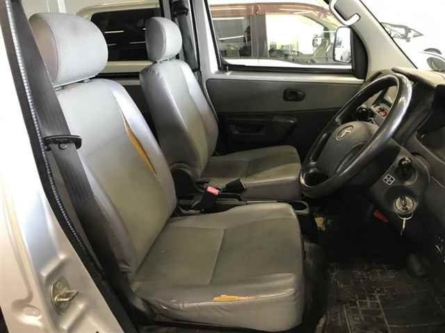 TOYOTA TOWN ACE VAN 2011