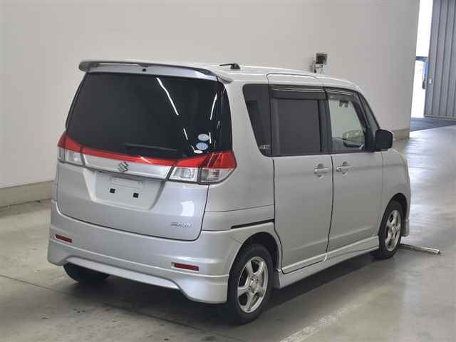 SUZUKI SOLIO 2012