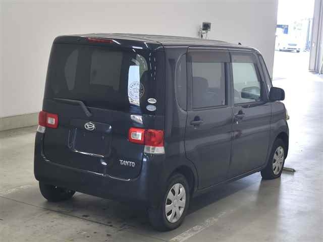 DAIHATSU TANTO 2009