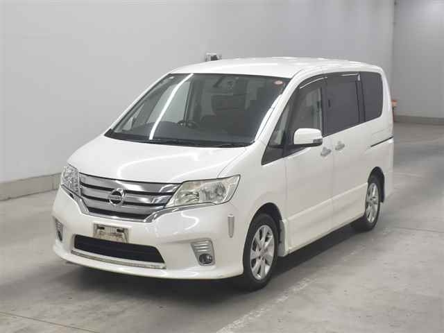 NISSAN SERENA 2011