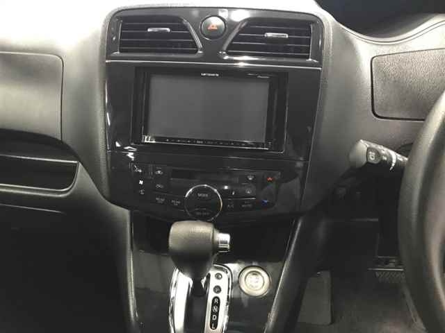 NISSAN SERENA 2011