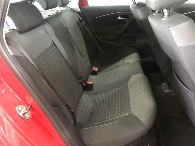 VOLKSWAGEN POLO 2014