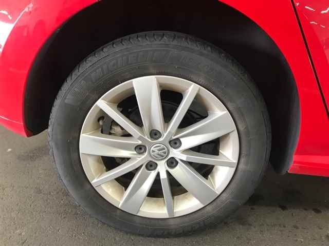 VOLKSWAGEN POLO 2014