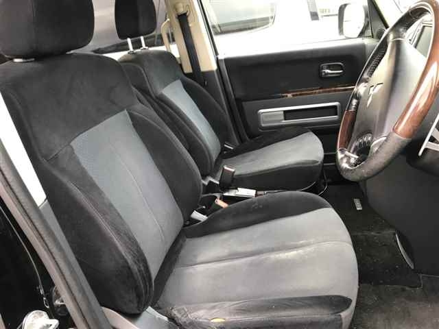 MITSUBISHI DELICA D5 2009