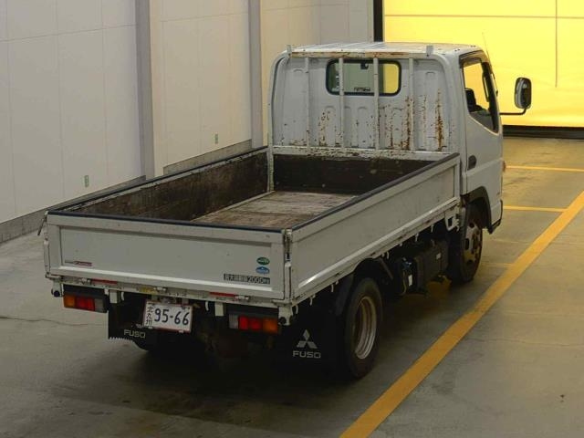 MITSUBISHI CANTER 2016