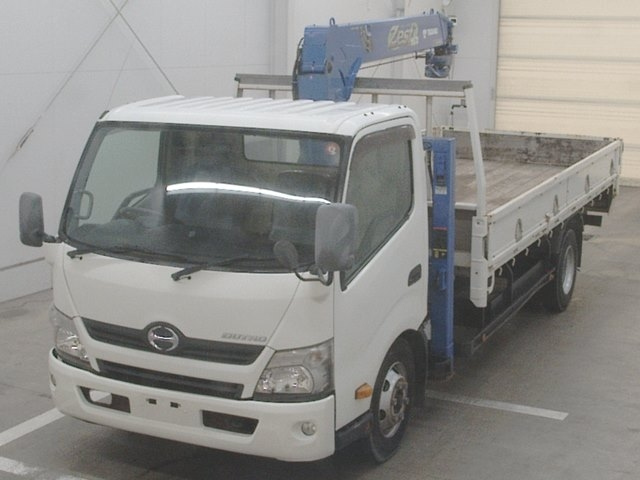 HINO DUTRO 2016