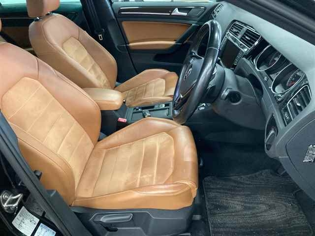 VOLKSWAGEN GOLF 2014