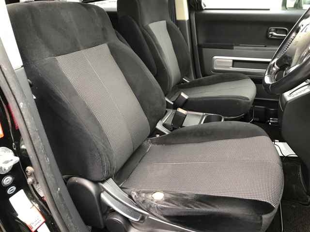 MITSUBISHI DELICA D5 2008