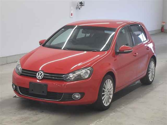 VOLKSWAGEN GOLF 2010