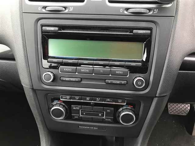 VOLKSWAGEN GOLF 2010