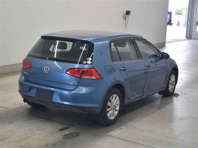 VOLKSWAGEN GOLF 2015