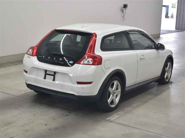 VOLVO C30 2011