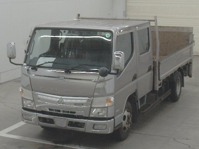 MITSUBISHI CANTER 2015