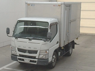 MITSUBISHI CANTER 2014