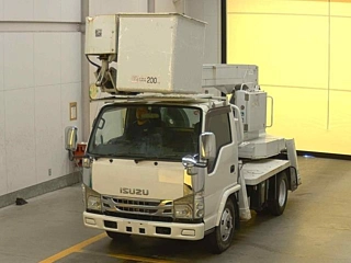 ISUZU ELF 2008