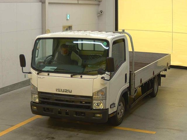 ISUZU ELF 2013