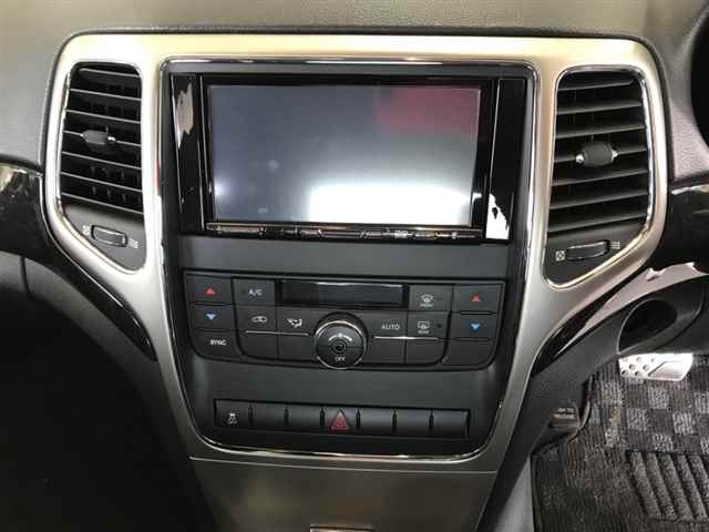 CHRYSLER JEEP GRAND CHEROKEE 2011