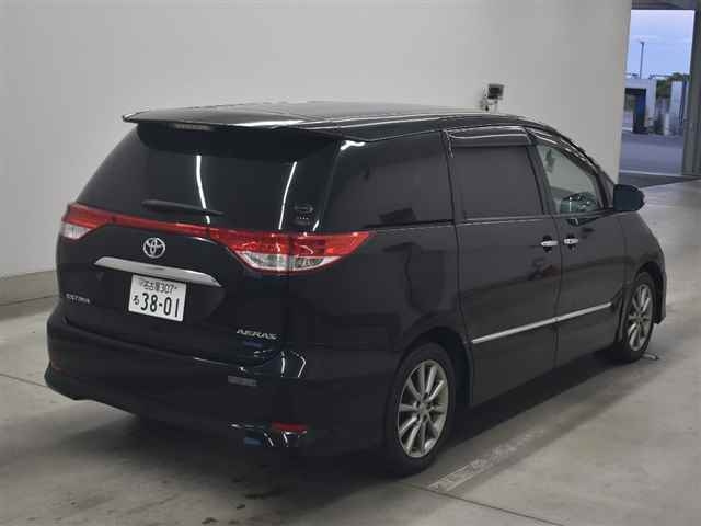 TOYOTA ESTIMA 2011
