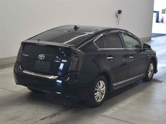 TOYOTA PRIUS 2012