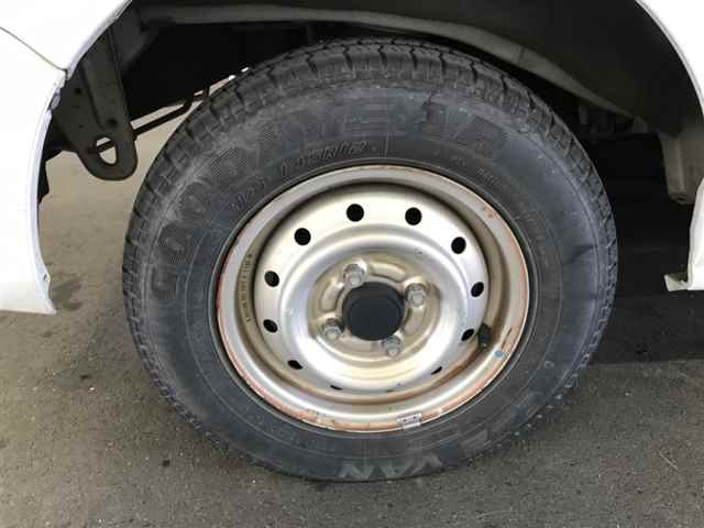 NISSAN CLIPPER VAN 2017