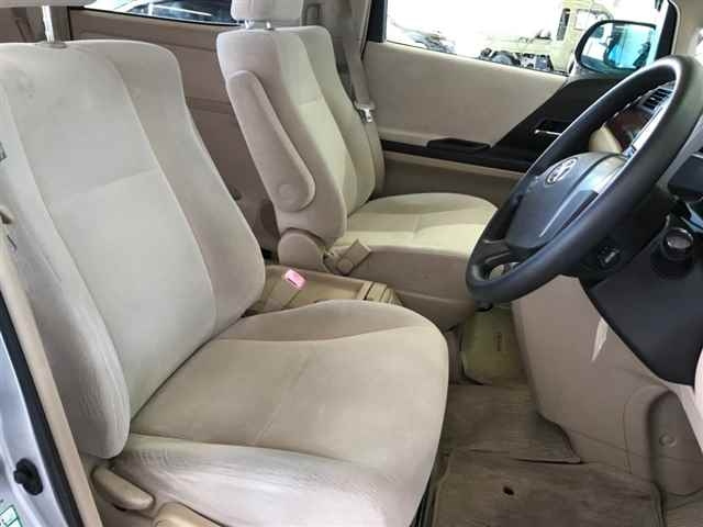 TOYOTA VELLFIRE 2009