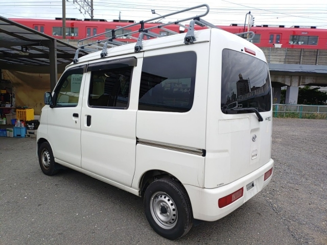 DAIHATSU HIJET VAN 2017