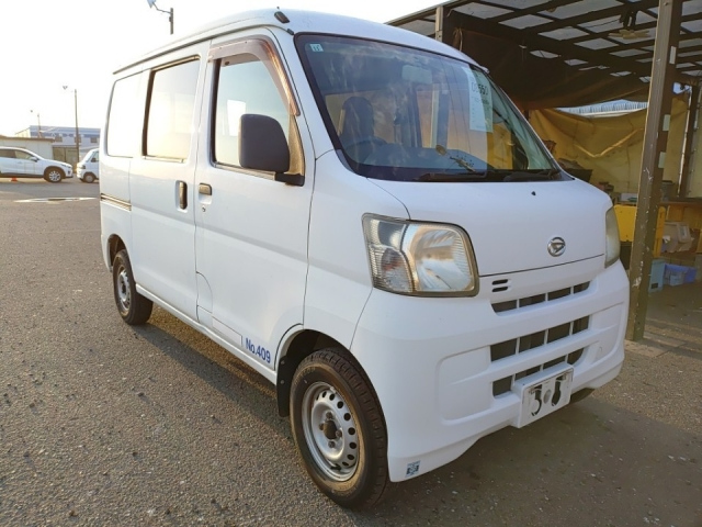 DAIHATSU HIJET VAN 2014