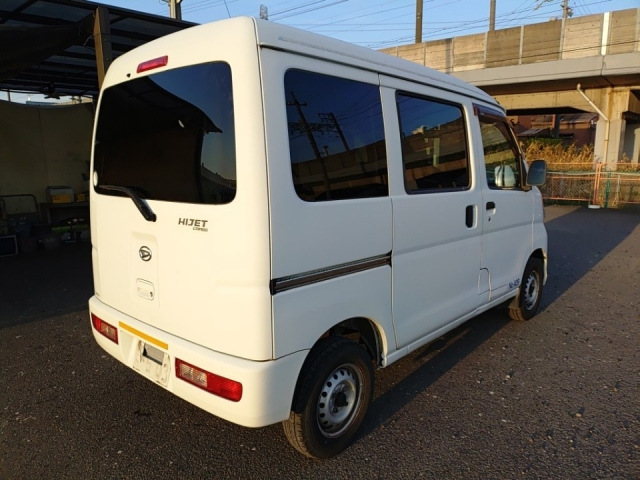 DAIHATSU HIJET VAN 2014