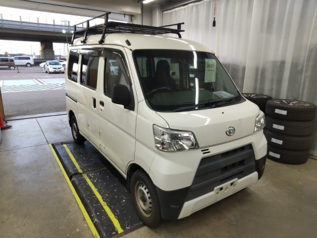 DAIHATSU HIJET VAN 2018