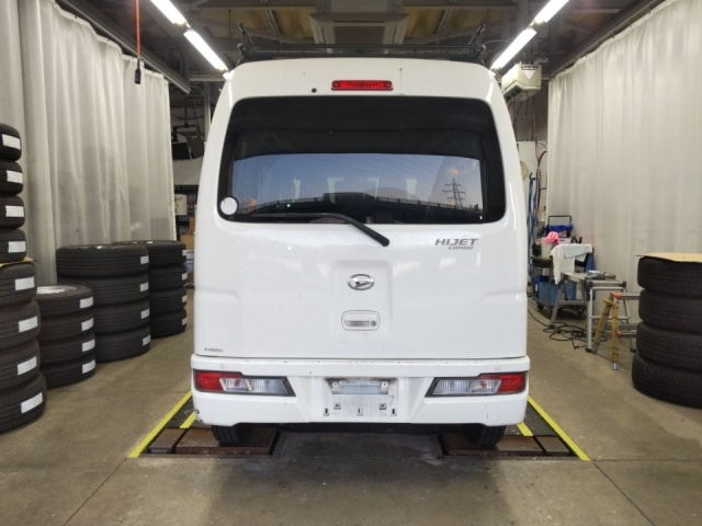 DAIHATSU HIJET VAN 2018