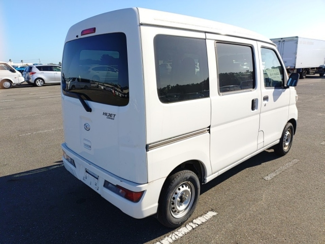 DAIHATSU HIJET VAN 2020