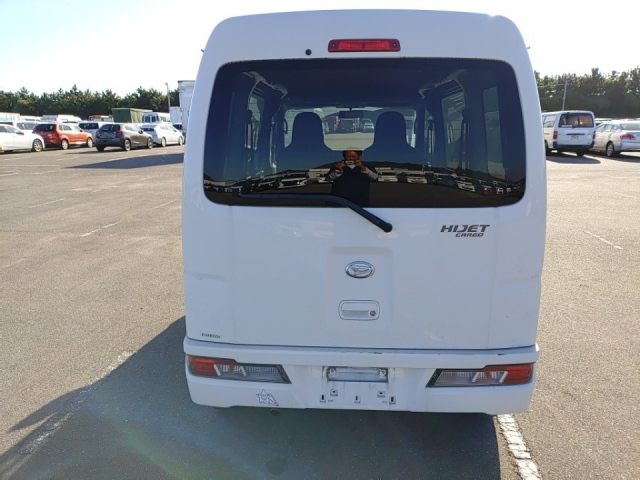 DAIHATSU HIJET VAN 2020