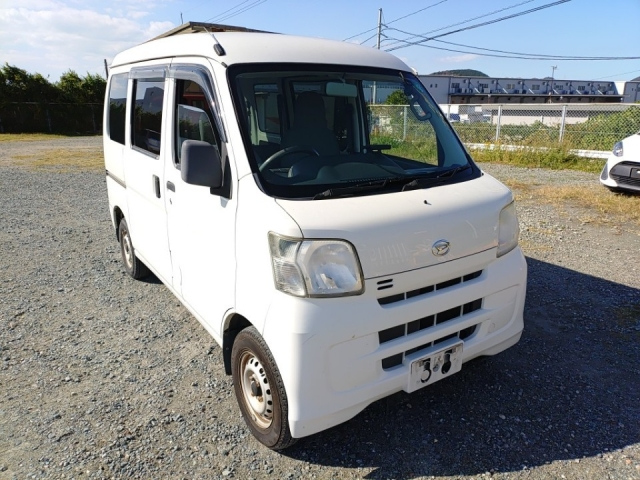 DAIHATSU HIJET VAN 2017
