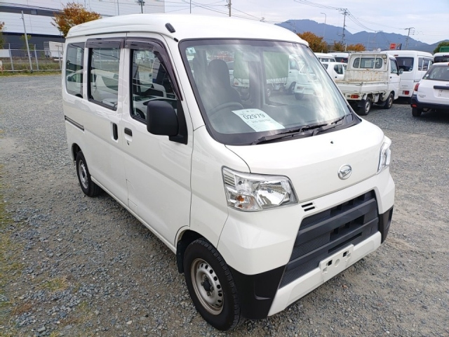 DAIHATSU HIJET VAN 2018