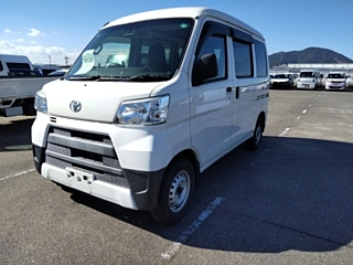 TOYOTA PIXIS VAN 2018